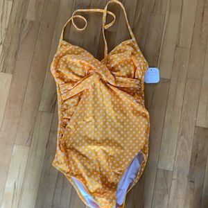 Maternity size medium bathing suit NWT